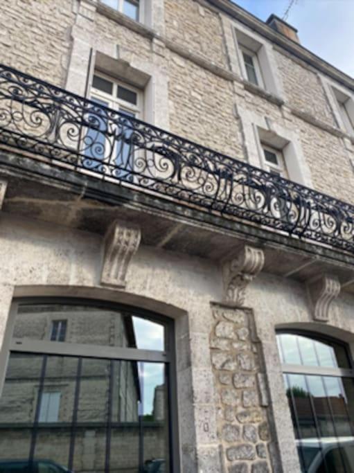 Appartement Centre Ville * Terrasse * Clim * Wifi * Haut De Gamme * Angouleme Exterior photo